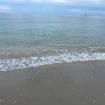 La Casetta Sul Mare Di Ginevra & Emanuele * Lido di Fermo